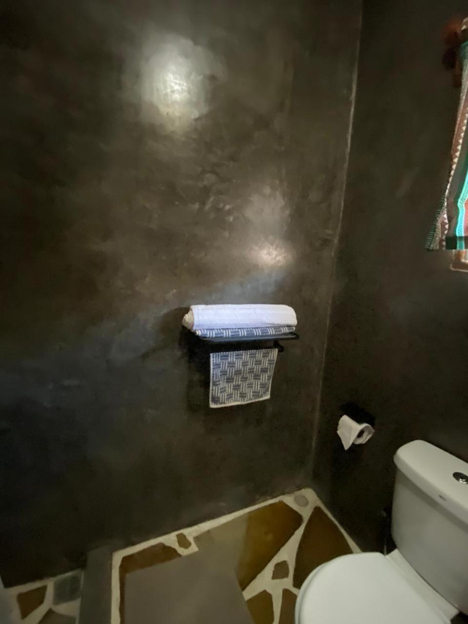 Red Land House Bed & Breakfast Ватаму Екстериор снимка